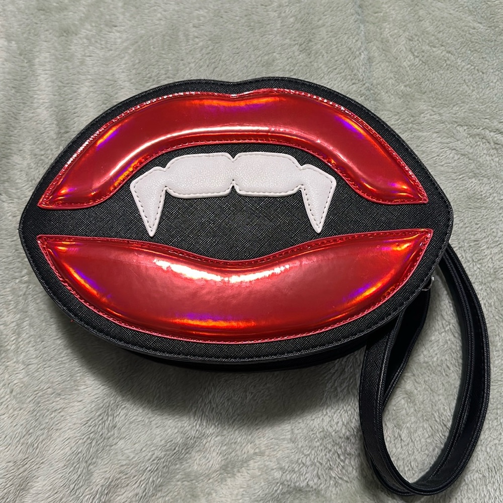 Vampire Lips and Fangs bag